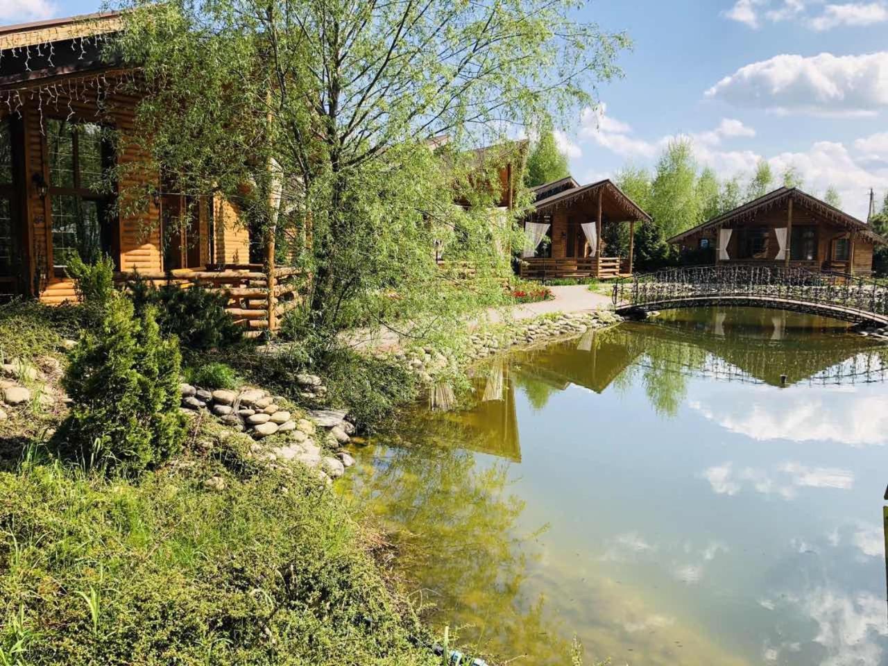 Petrovskyi Brovar Бровары Экстерьер фото