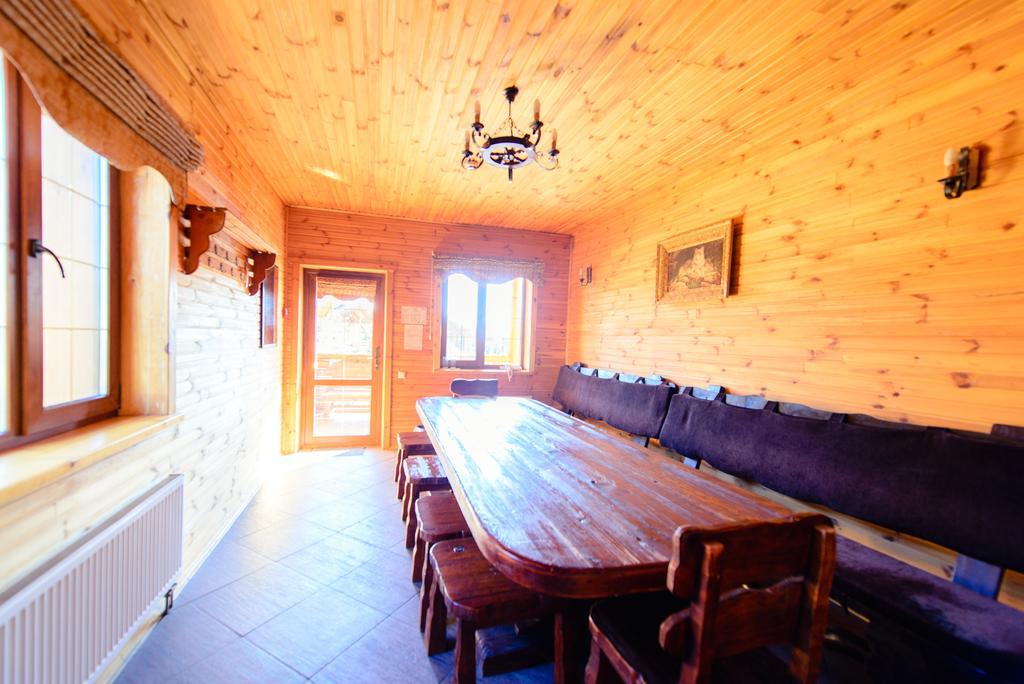 Petrovskyi Brovar Бровары Экстерьер фото