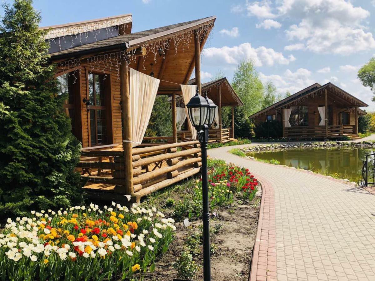 Petrovskyi Brovar Бровары Экстерьер фото